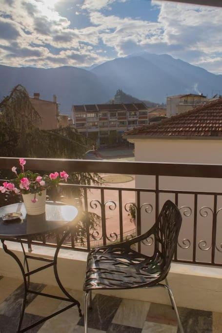 Holiday Meteora A Kalampáka Ngoại thất bức ảnh