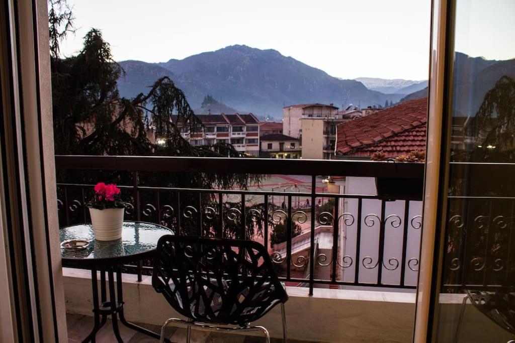 Holiday Meteora A Kalampáka Ngoại thất bức ảnh